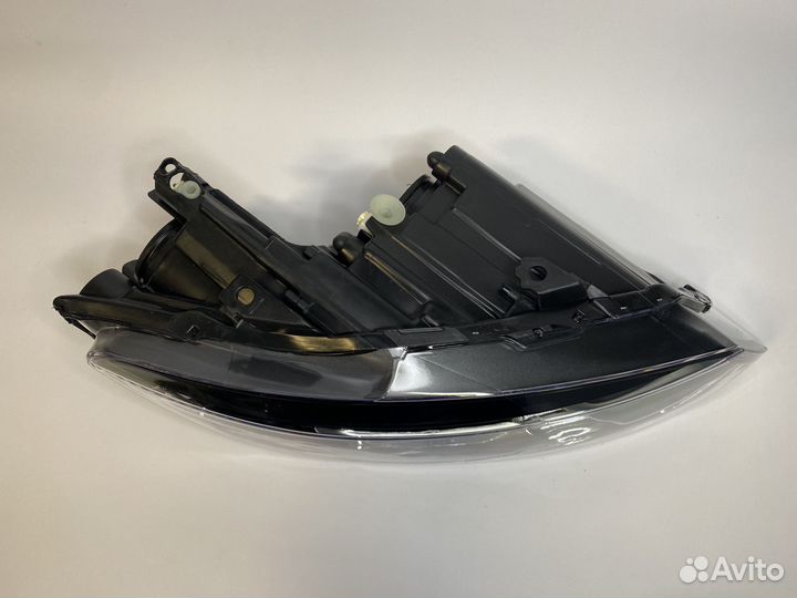 Фара левая Volkswagen Polo 15-20