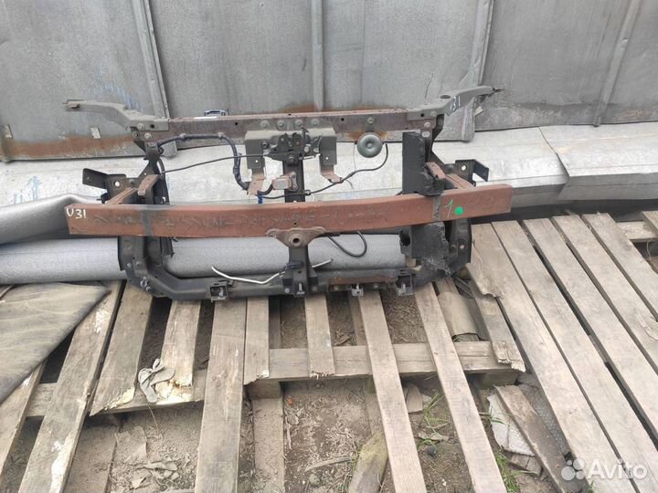 Телевизор Nissan Presage U31