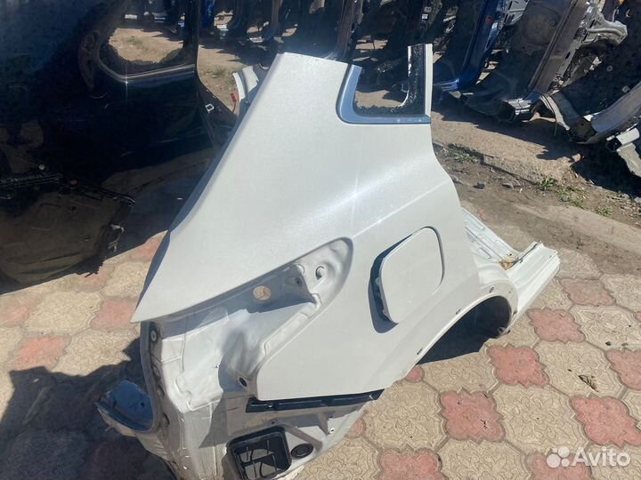 Заднее правое крыло четверть Nissan Qashqai J11