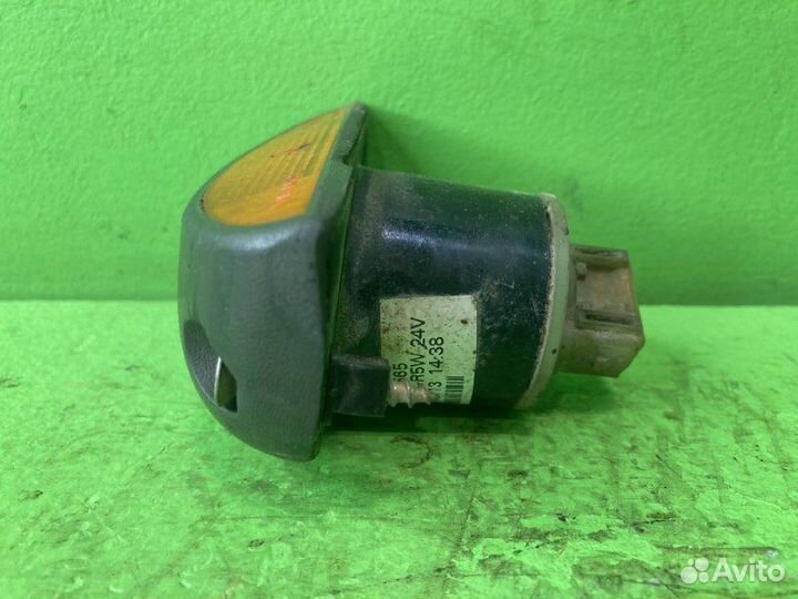 Фонарь указателя поворота RVI premium