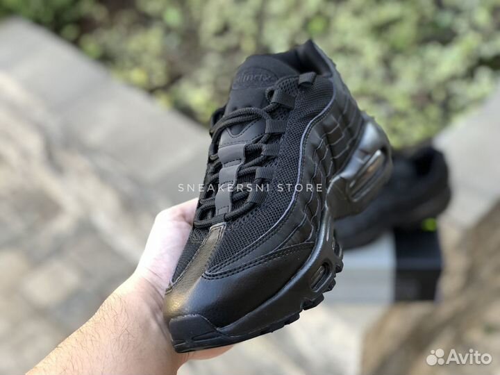 Кроссовки Nike Air Max 95 Essential Triple Black