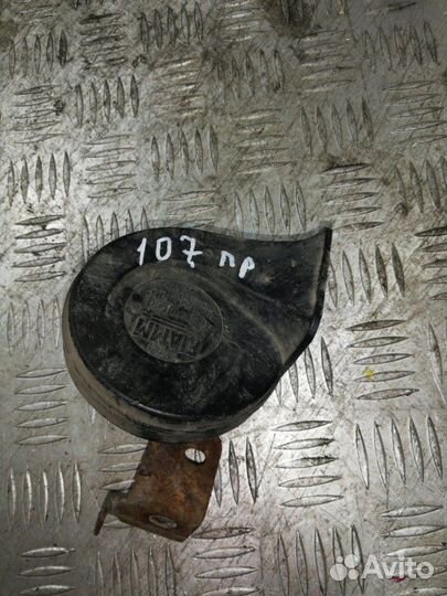 Звуковой сигнал правый Ford Escape кроссовер 3.0