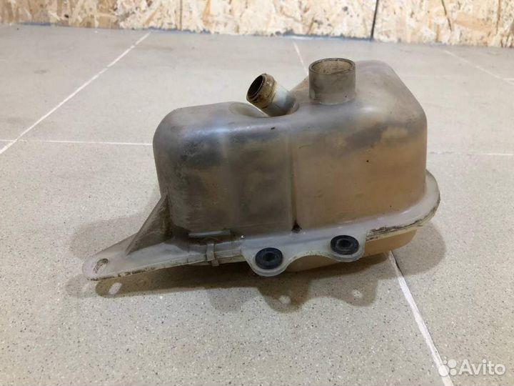 Бачок расширительный Audi 80/90 B3 1986-1991 89312