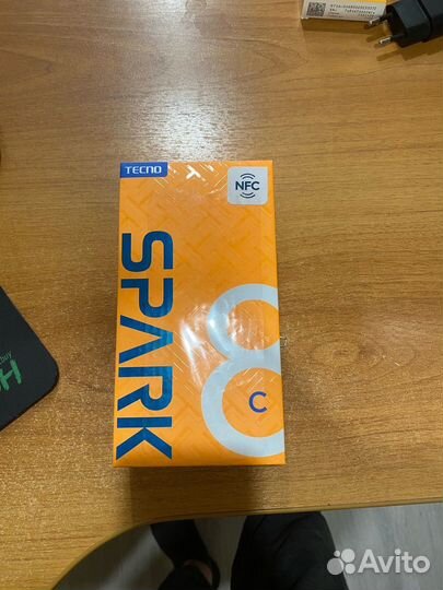 TECNO Spark 8C, 4/64 ГБ
