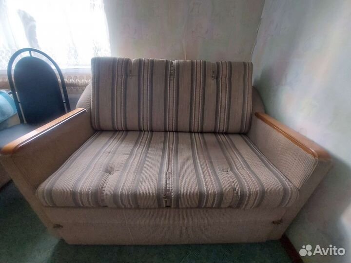 Диван б/у