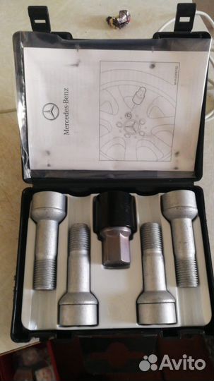 Секретки mercedes