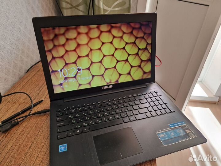 Игровой ноутбук asus p553m
