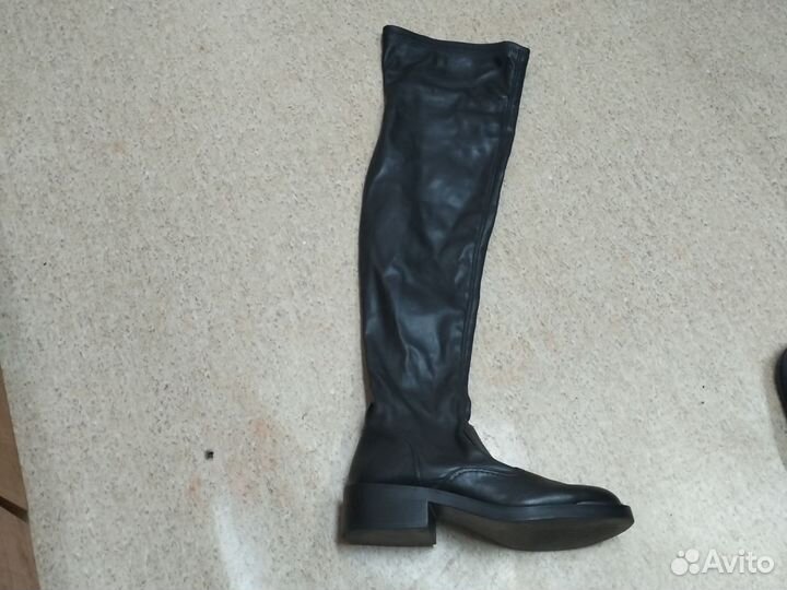 Сапоги весенние 38 на каблуке