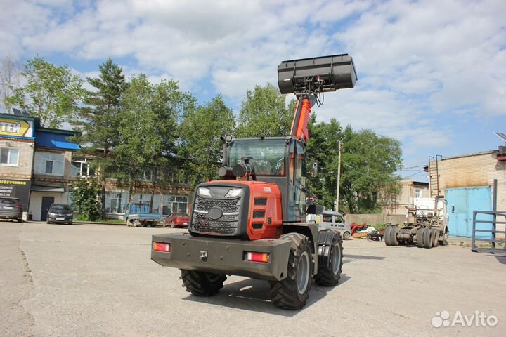 Телескопический погрузчик Redstar TL2500G, 2023