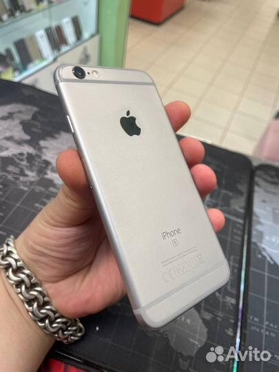 iPhone 6S, 32 ГБ
