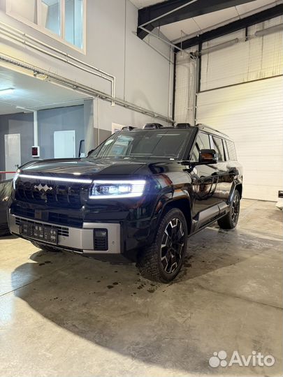 BYD Yangwang U8 2.0 AT, 2024, 10 км