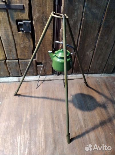 Тренога костровая