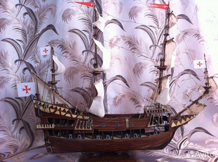 Деревянный корабль - парусник Сан Джованни Батиста