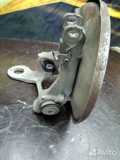 Цапфа задняя правая Audi A4 B8 8K 2416