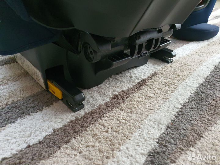 Детское кресло Recaro Monza IS