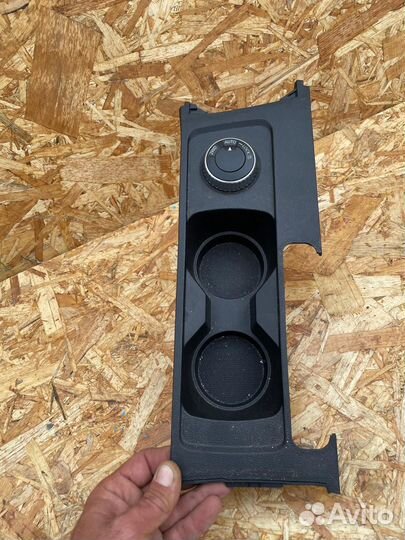 Подстаканник на Renault Duster 2