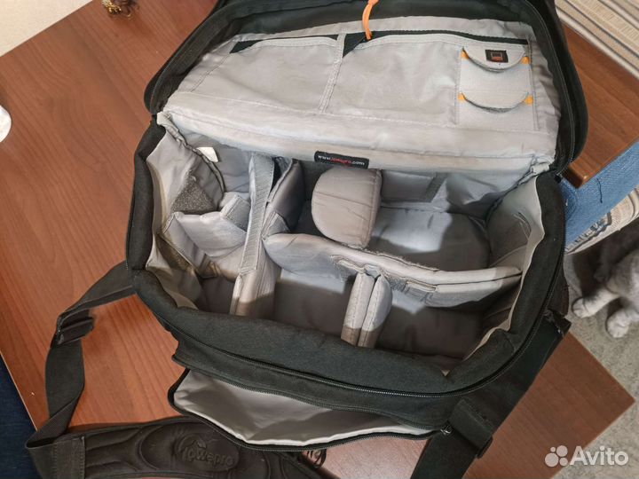 Сумка для камеры Lowepro Nova 200 AW