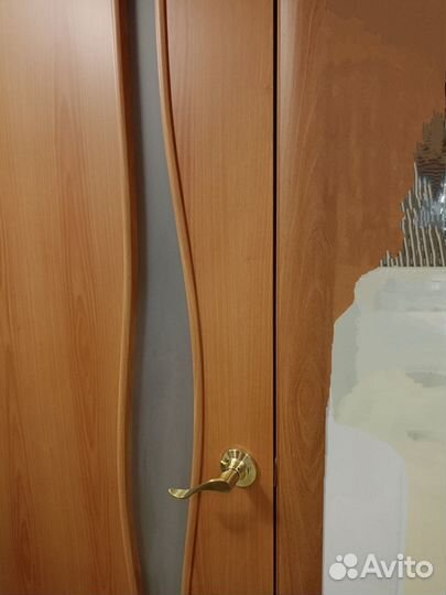 Двери межкомнатные с коробкой новые
