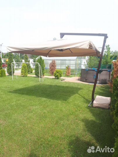 Зонт на боковой опоре 4х191