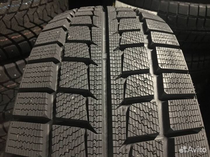 Westlake SW618 215/65 R16 98T