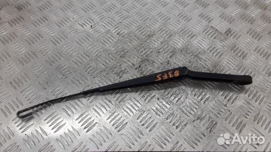 Щеткодержатель лобового стекла chevrolet trailblaz