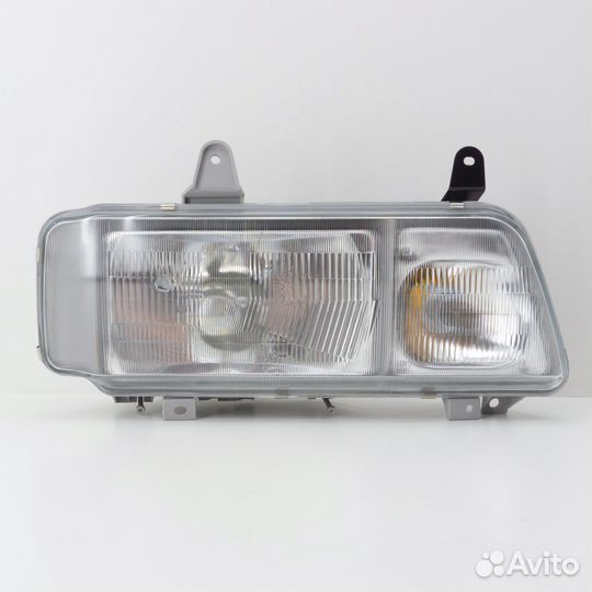Фара isuzu forward FRR32-35, 1994-2006 г правая, z