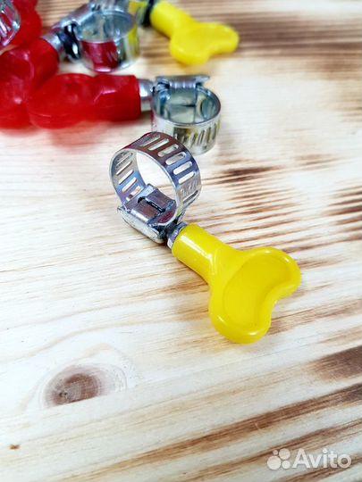 Хомут с ключом 8-12 мм