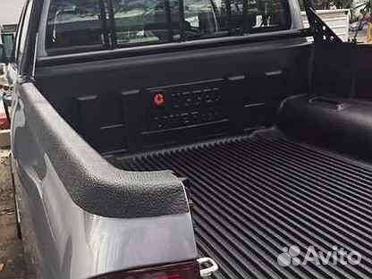 Вкладыш в кузов Тойота Хайлюкс до 2015 года