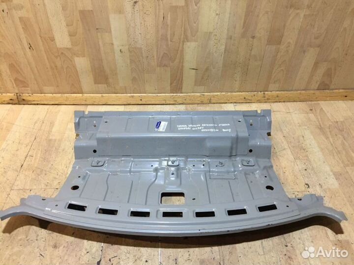 Панель крышки багажного отделения Hyundai Accent