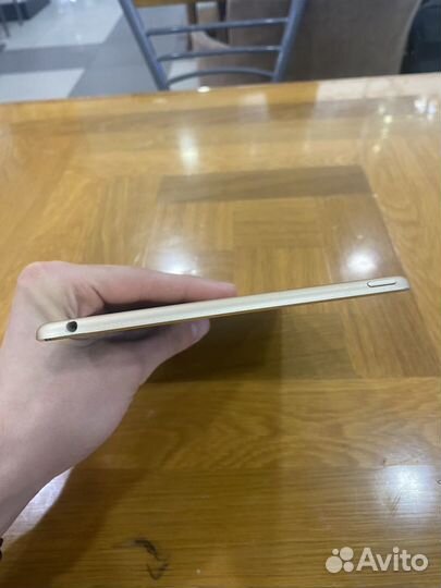 iPad mini 4 16gb