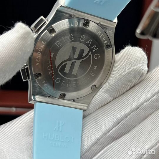 Часы Hublot