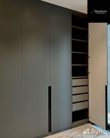 Шкаф распашной с фрезерованными фасадами