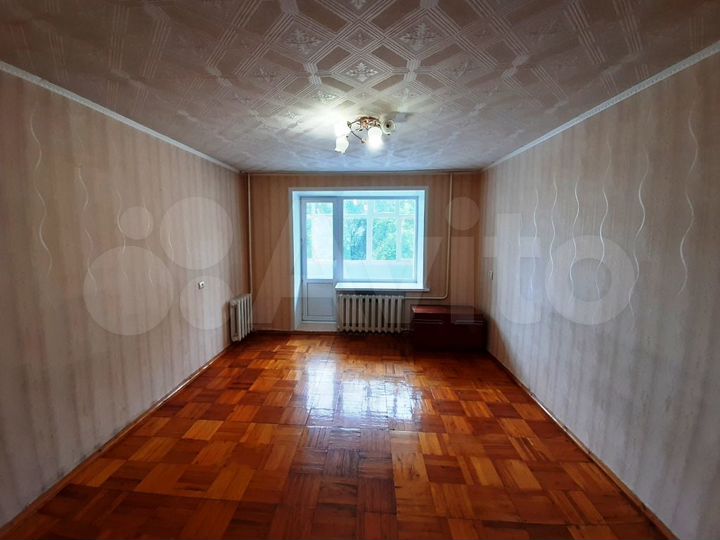 2-к. квартира, 52 м², 2/5 эт.