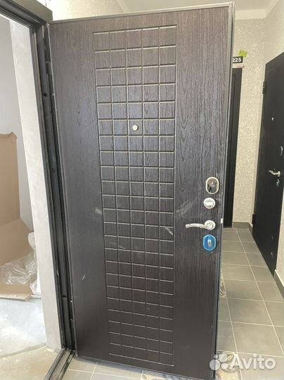 Дверь металлическая