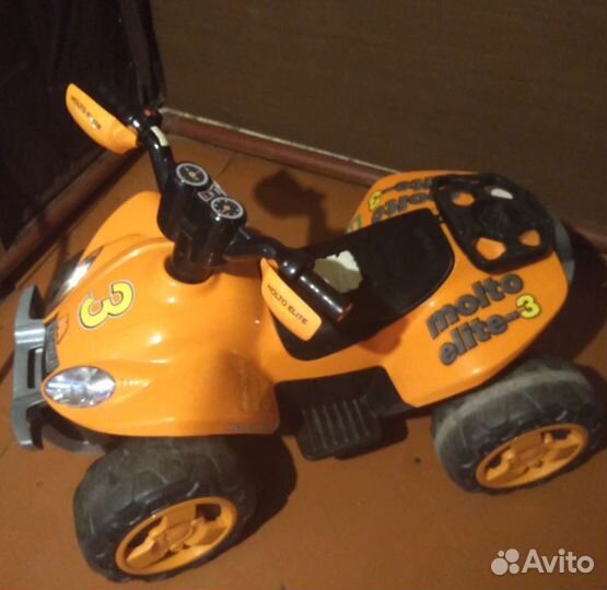 Детский электромобиль,квадроцикл