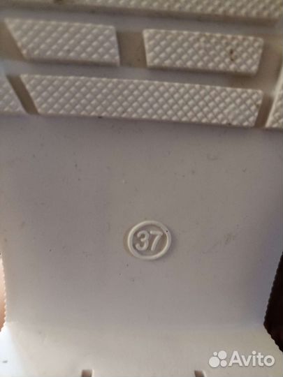 Продам ботинки демисезонные