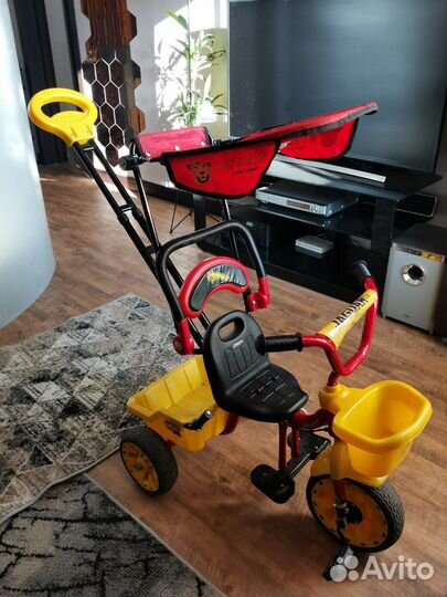 Детский велосипед с ручкой