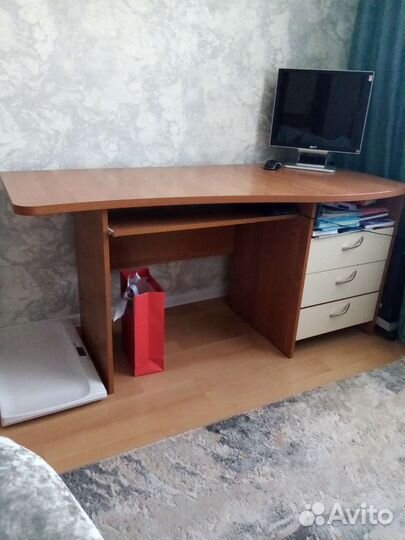 Компьютерный стол бу