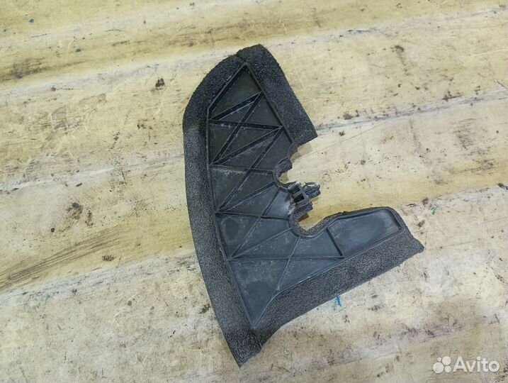 Пыльник крыла Nissan Juke Ниссан жук