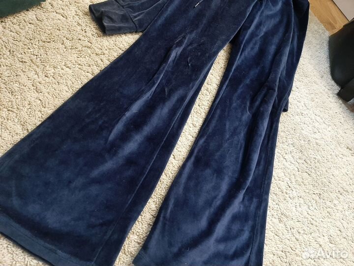 Костюм спортивный