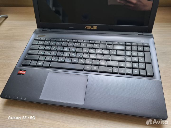Ноутбук asus K55N