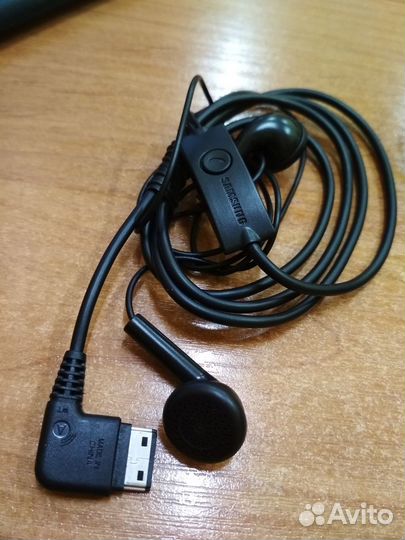 Стереогарнитура для кнопочных телефонов