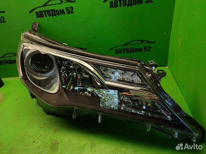 Фара правая Toyota Rav 4 40 2013-2015