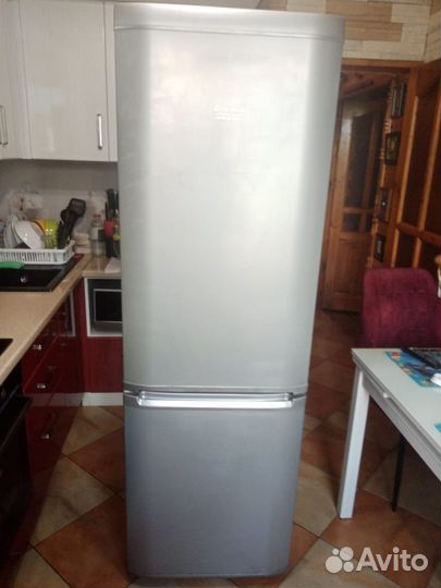Продаётся холодильник 