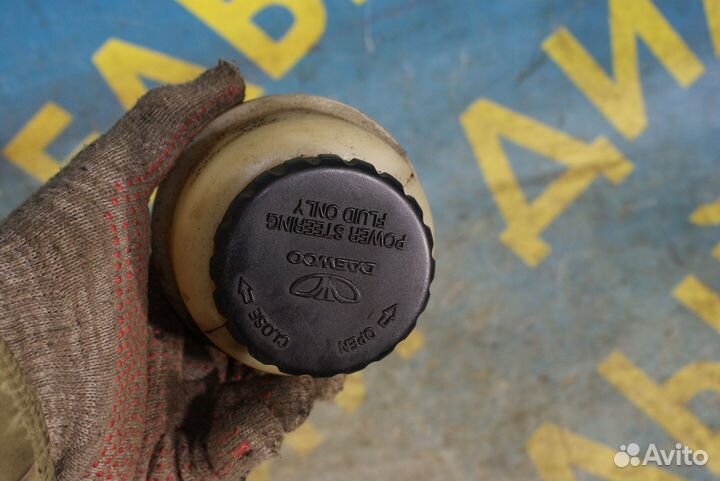 Бачок гур Daewoo Nexia 2