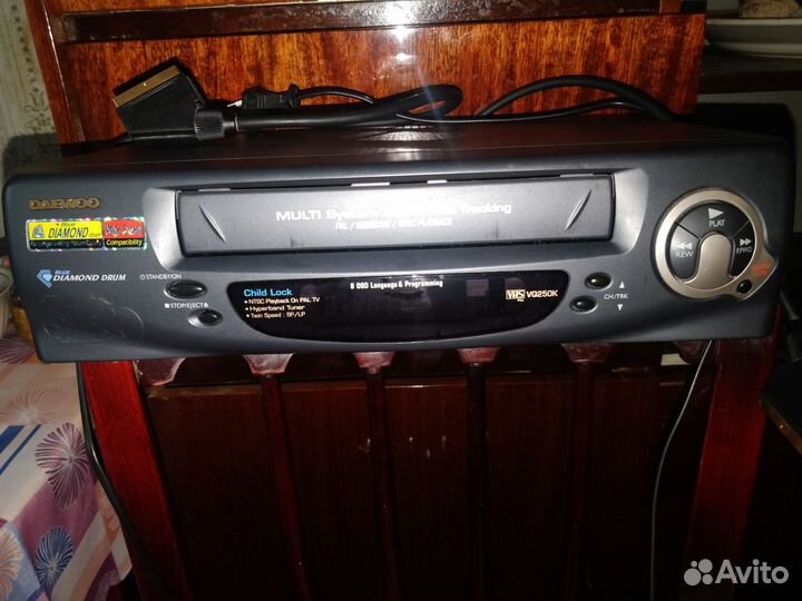 Видеомагнитофон daewoo