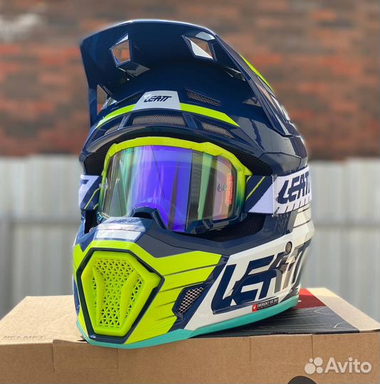 Кроссовый шлем с маской Leatt 7.5