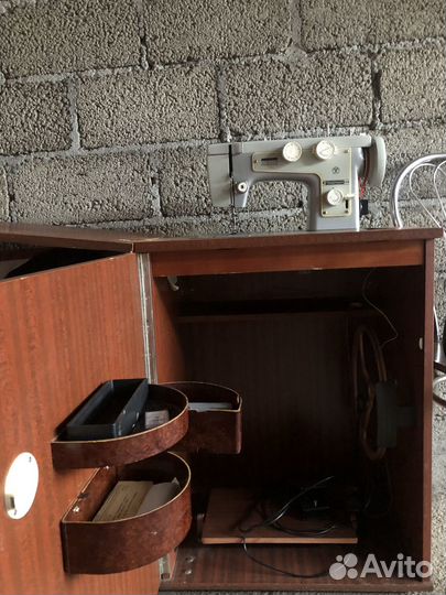 Швейная машинка подольск 142