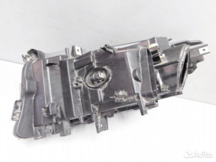 Фара правая BMW 3-Series Gran Turismo