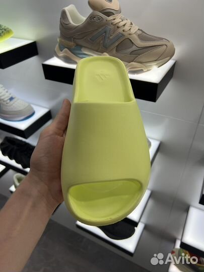 Шлепки Adidas Yeezy Slide